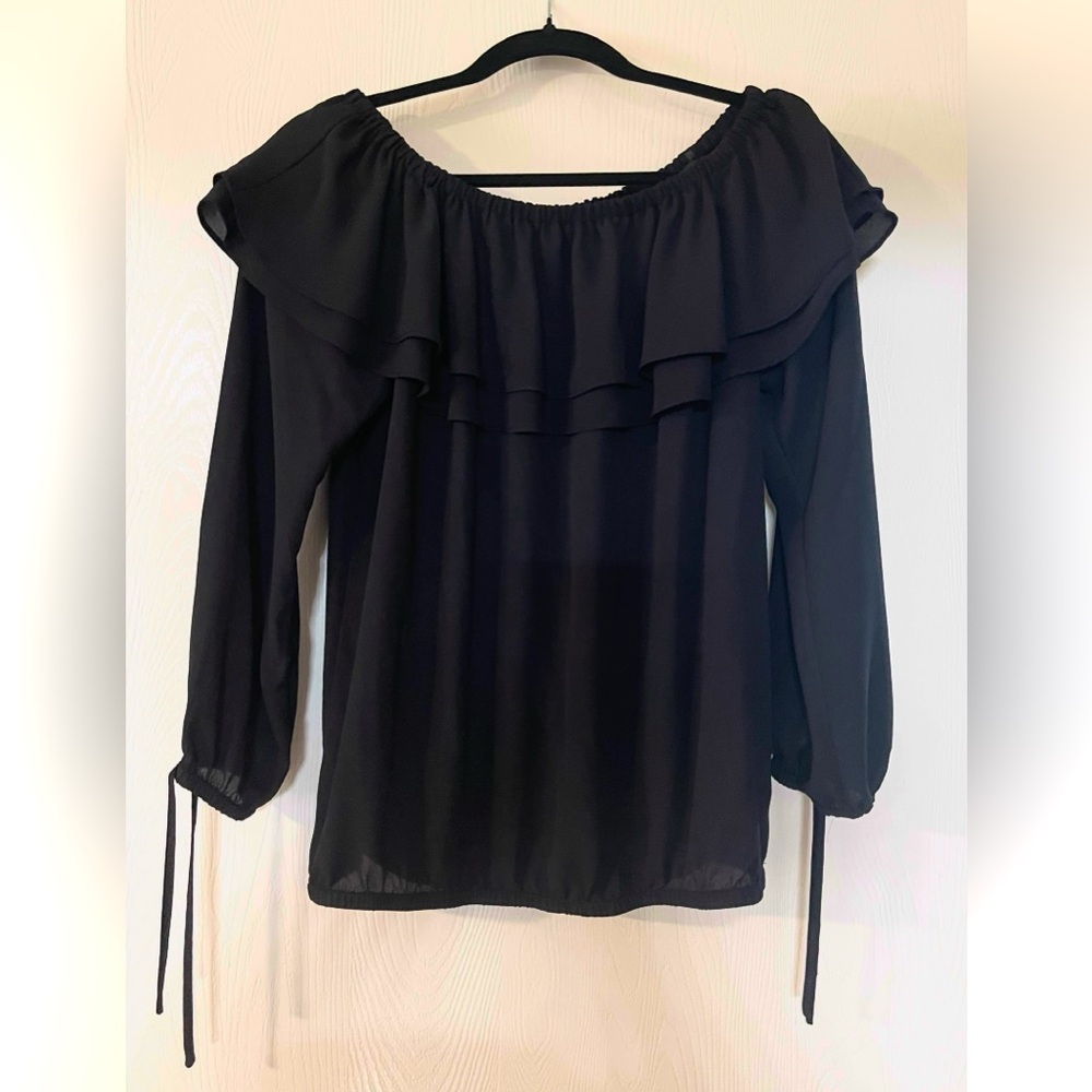 MICHAEL Michael Kors Black Ruffle Blouse